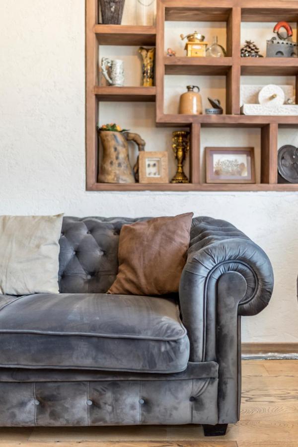 Villa Grey Stone Gata Екстер'єр фото