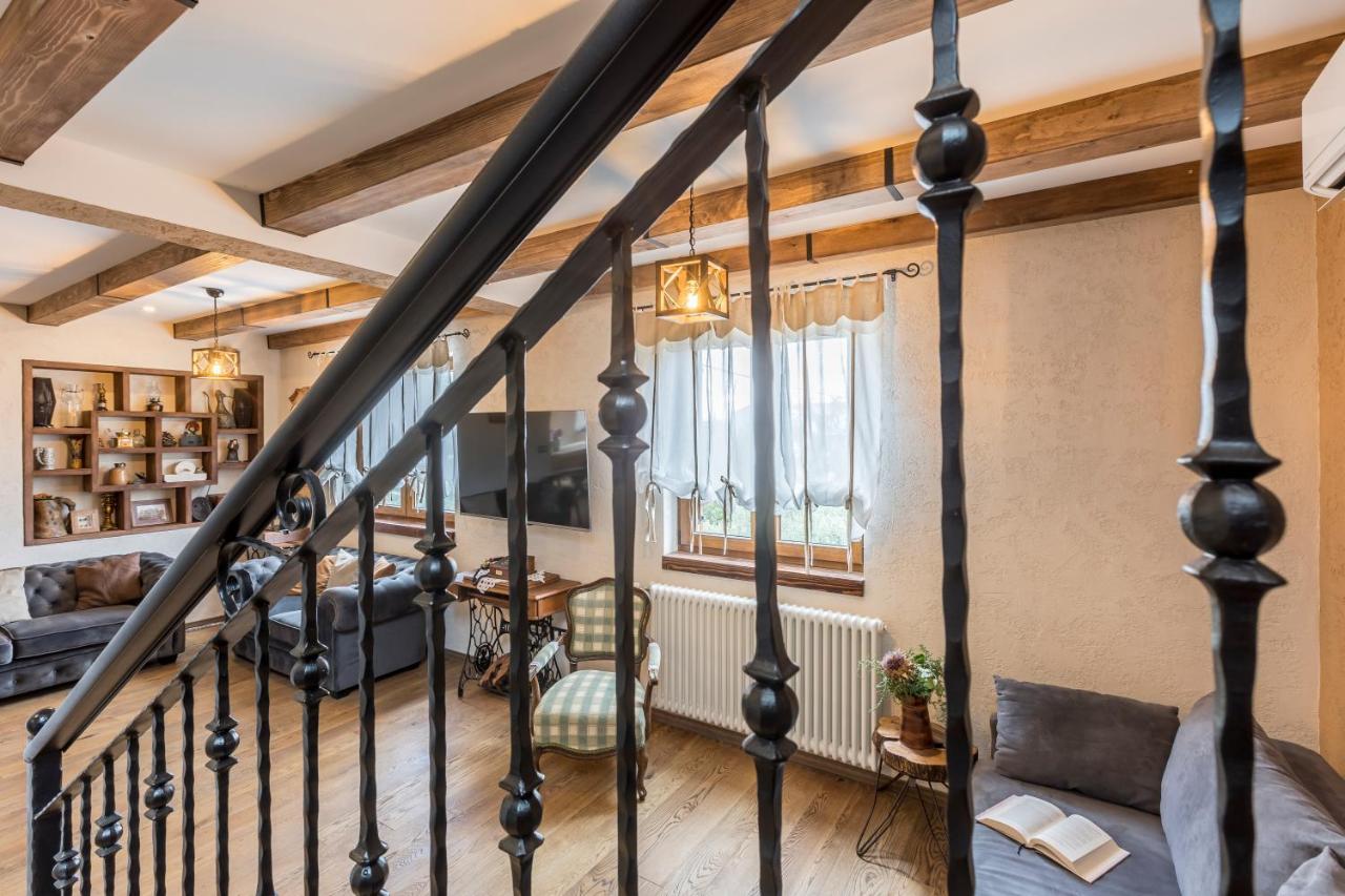 Villa Grey Stone Gata Екстер'єр фото