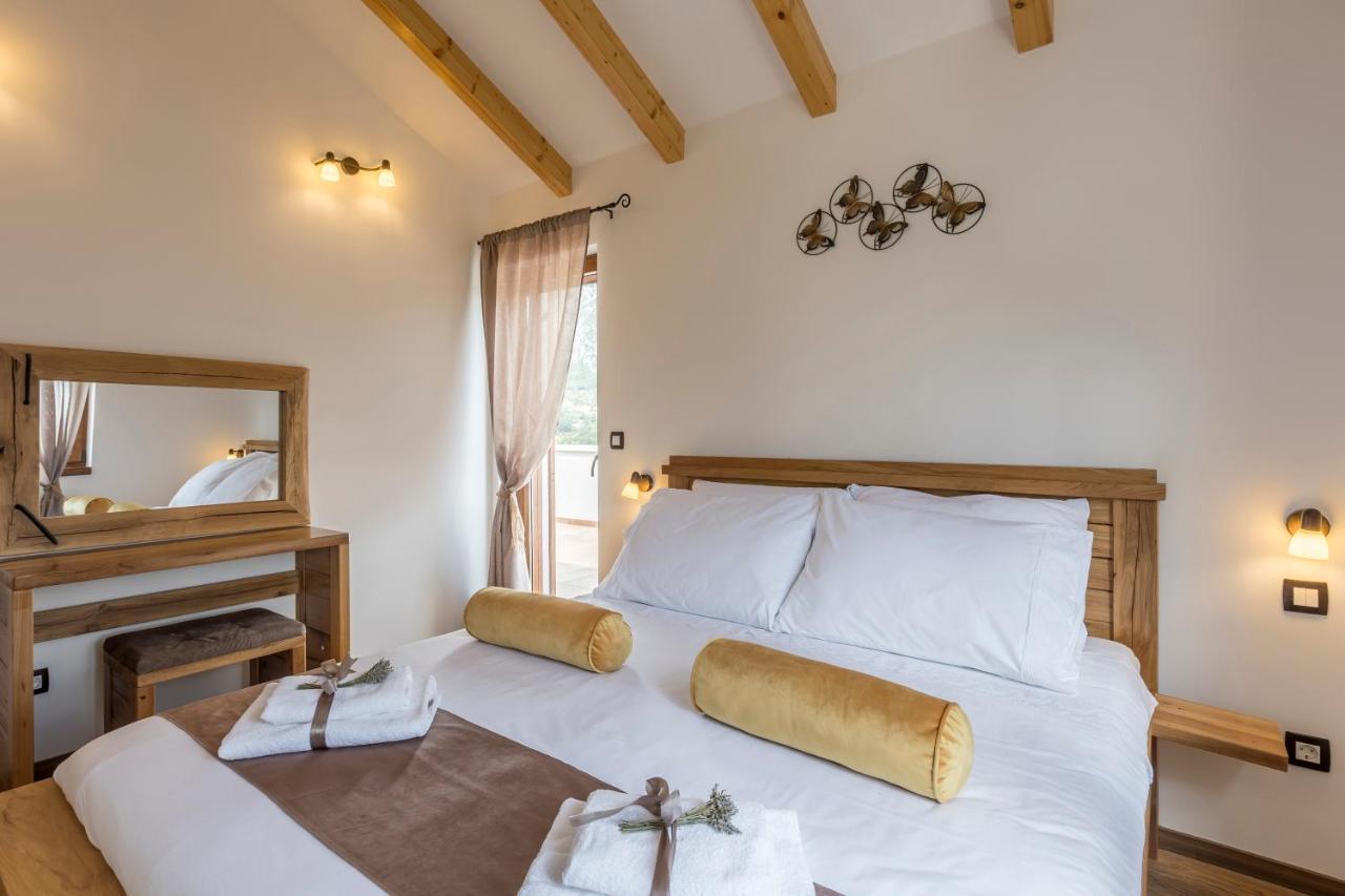 Villa Grey Stone Gata Екстер'єр фото