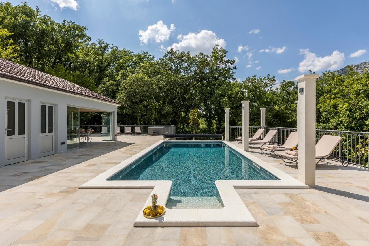 Villa Grey Stone Gata Екстер'єр фото