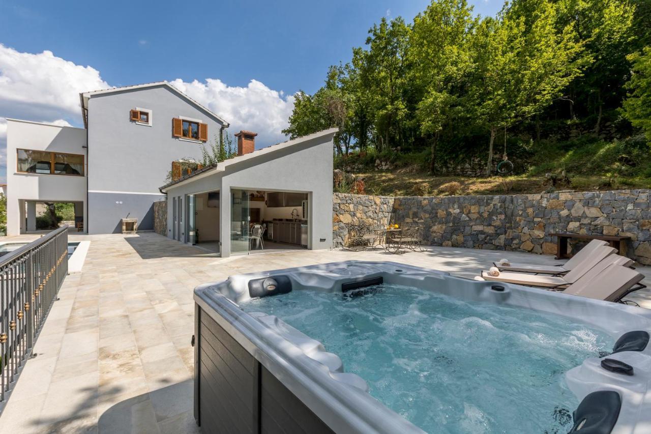 Villa Grey Stone Gata Екстер'єр фото
