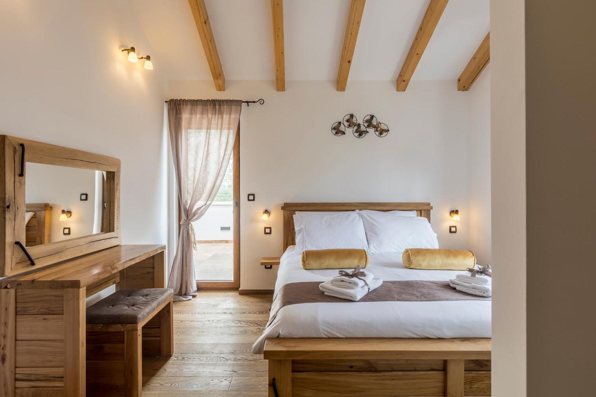 Villa Grey Stone Gata Екстер'єр фото