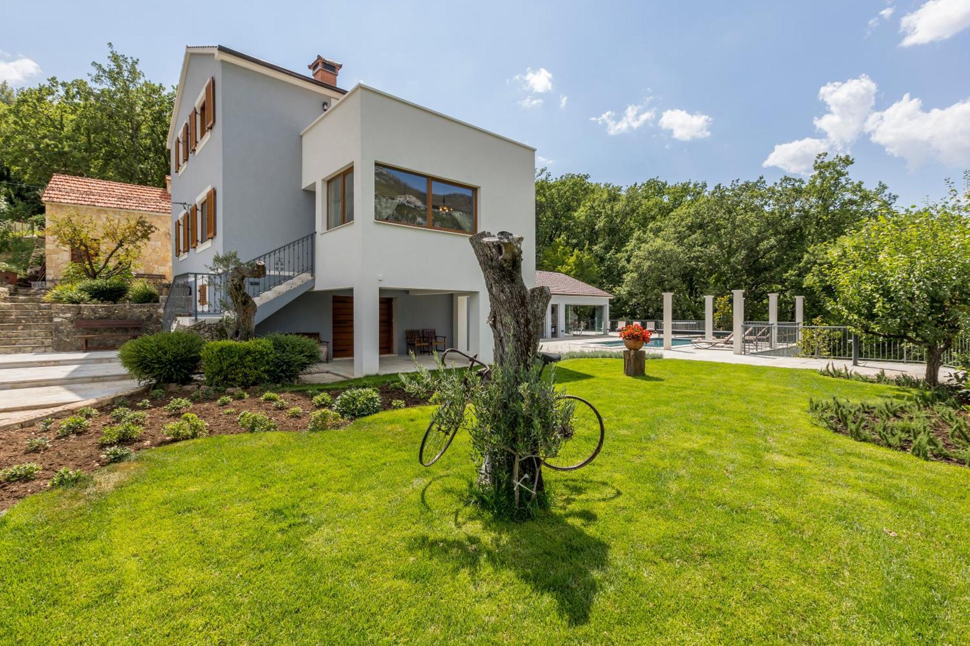 Villa Grey Stone Gata Екстер'єр фото